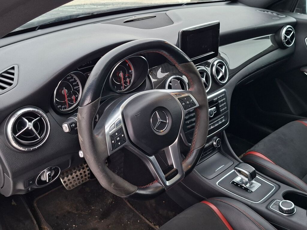 Mercedes-Benz CLA 2014 Harmaa