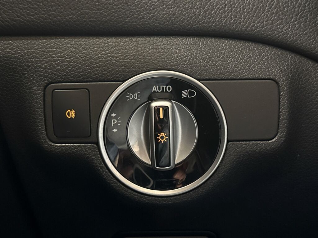 Mercedes-Benz CLA 2014 Harmaa