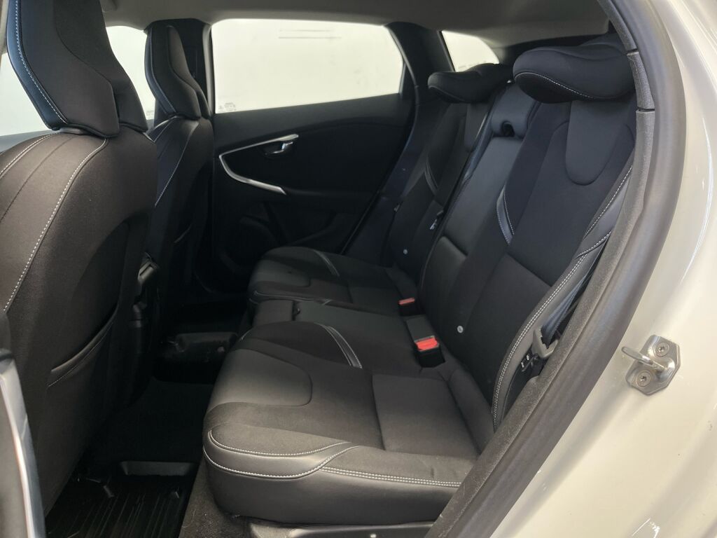 Volvo V40 2014 Valkoinen