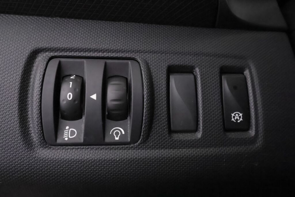 Renault Clio 2014 Ruskea (beige)