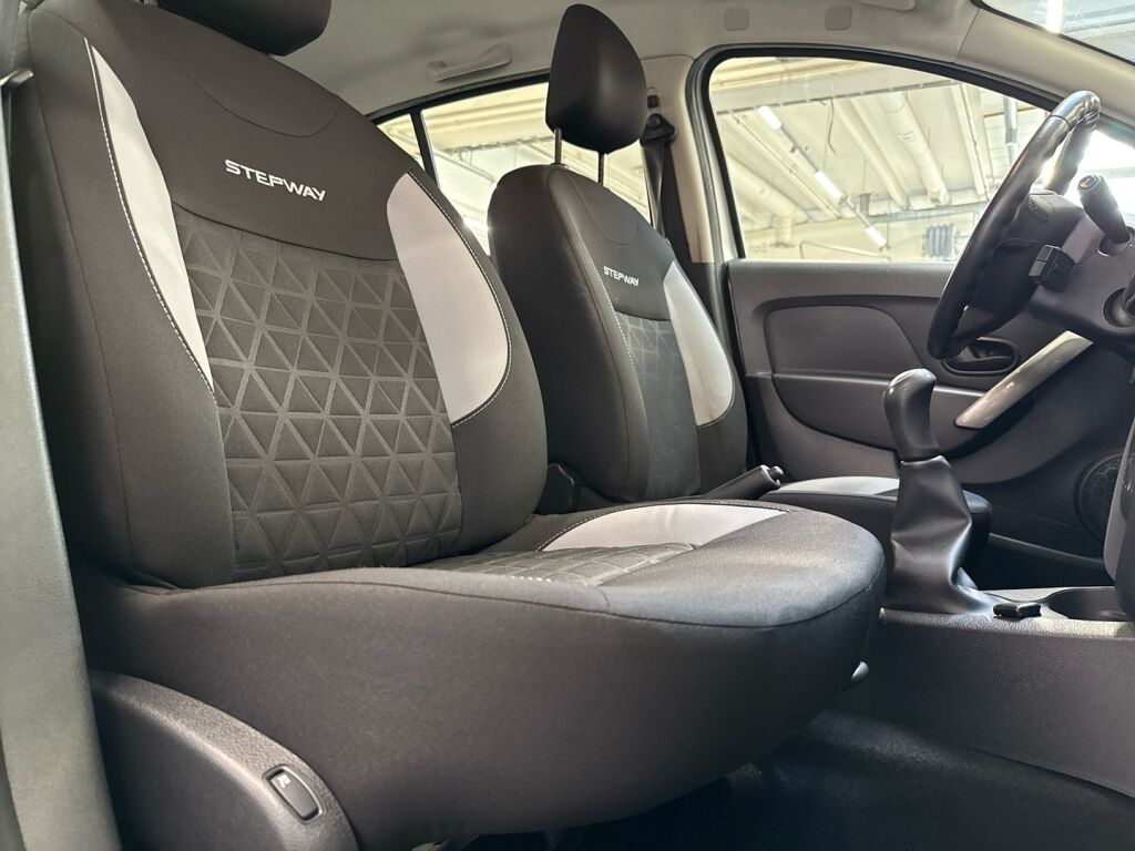 Dacia Sandero 2014 Harmaa