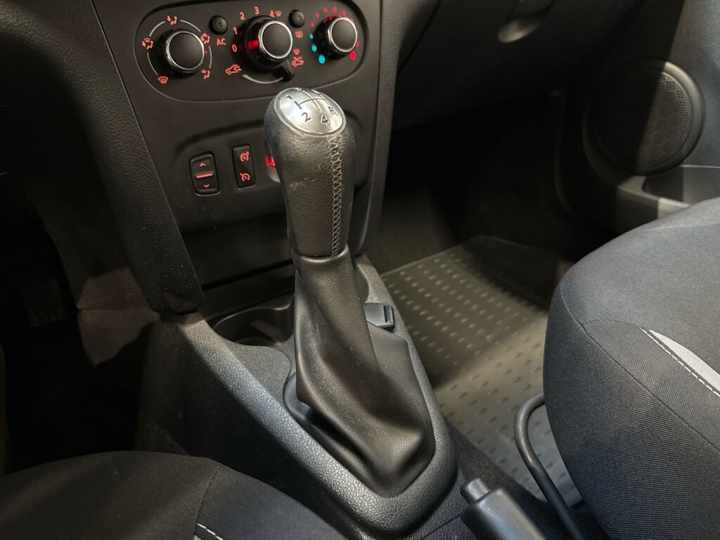 Dacia Sandero 2014 Harmaa