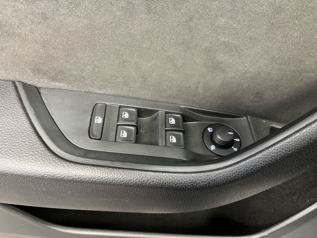 Skoda Superb 2017 Valkoinen