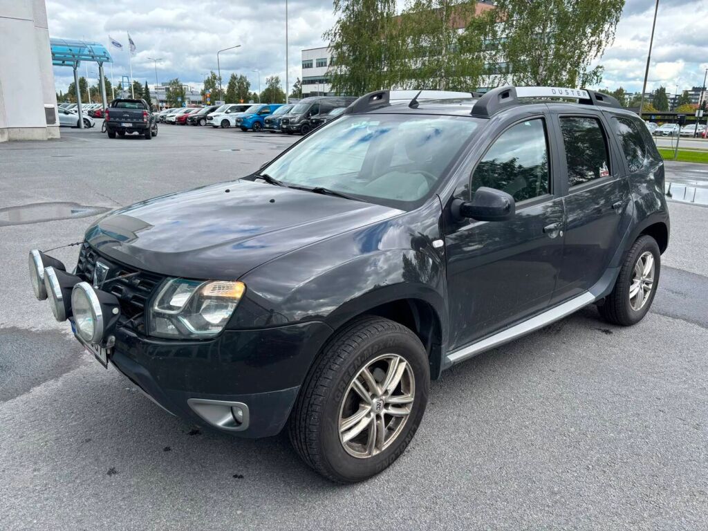 Dacia Duster 2016 Musta