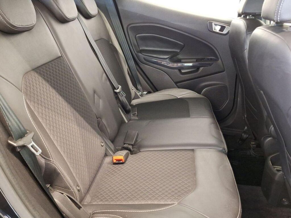 Ford Ecosport 2017 Musta