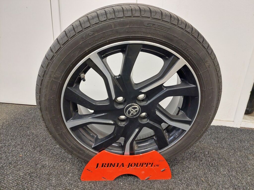 Toyota Yaris 2017 Valkoinen