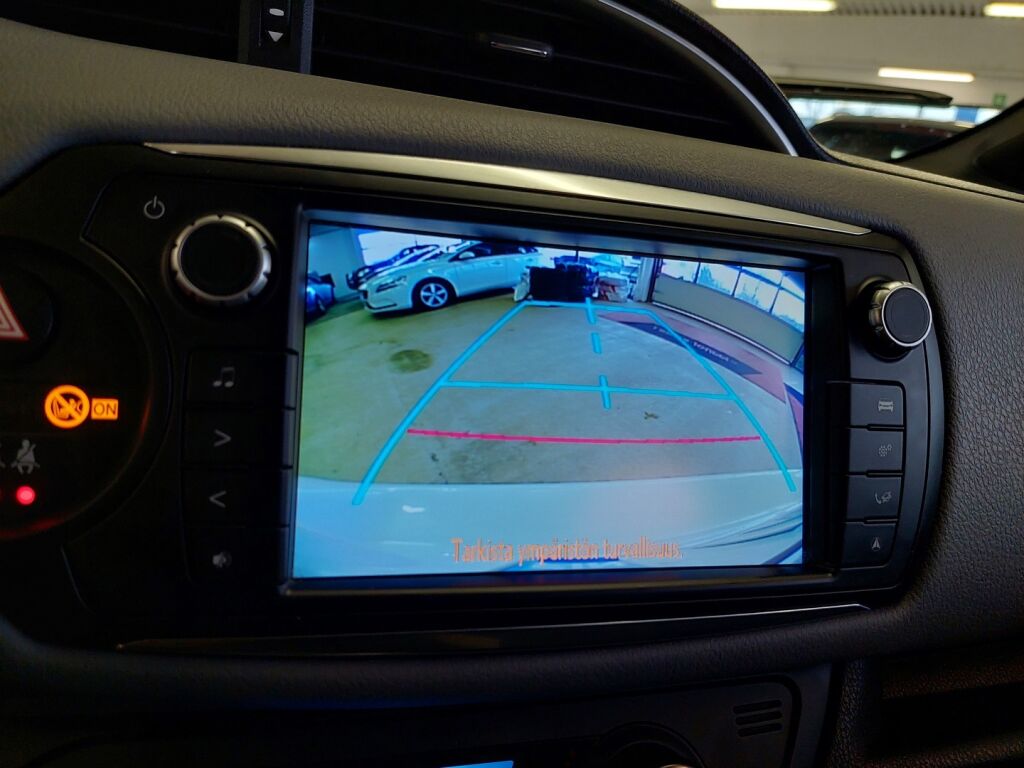 Toyota Yaris 2017 Valkoinen