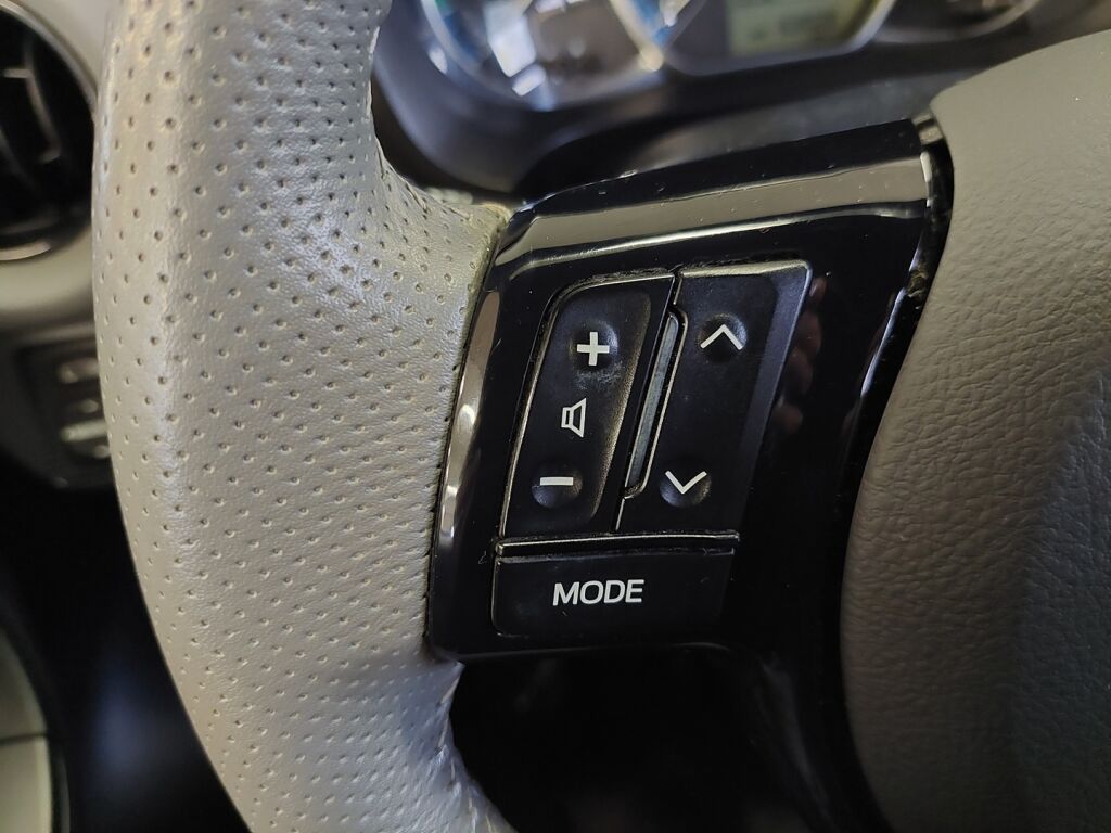 Toyota Yaris 2017 Valkoinen