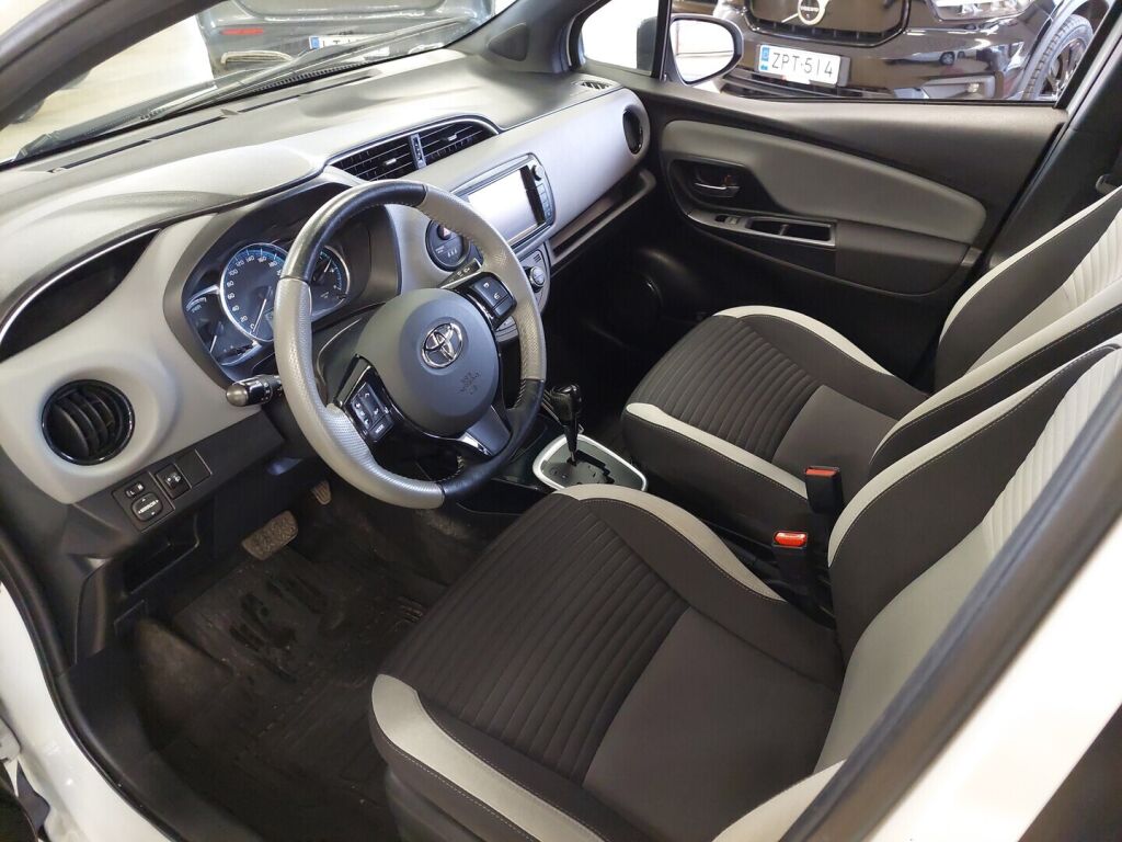 Toyota Yaris 2017 Valkoinen