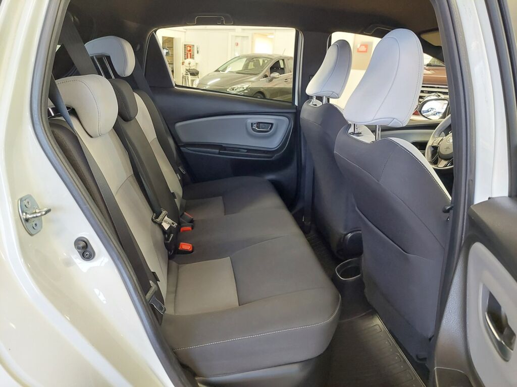 Toyota Yaris 2017 Valkoinen