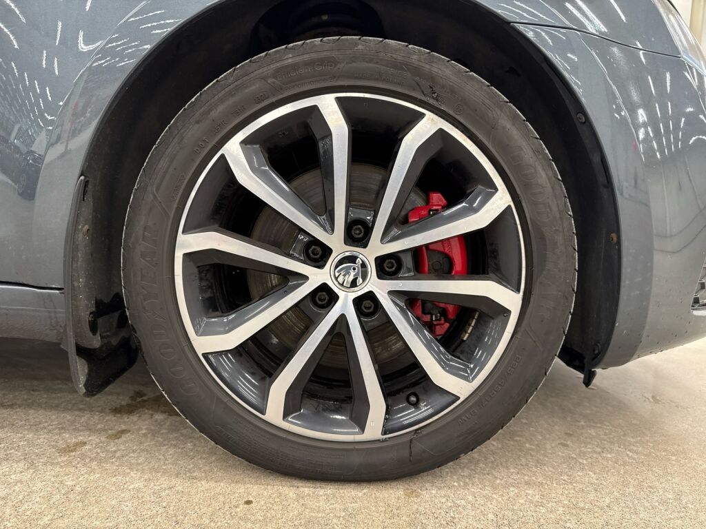 Skoda Octavia 2017 Harmaa