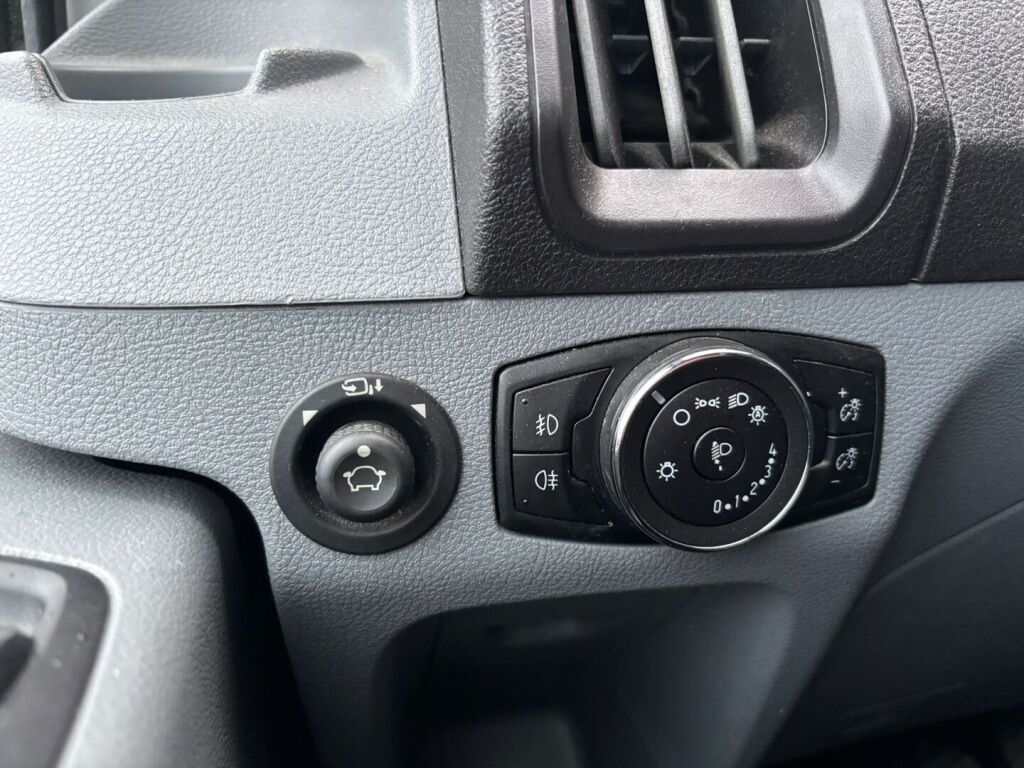 Ford Transit 2019 Frozen White