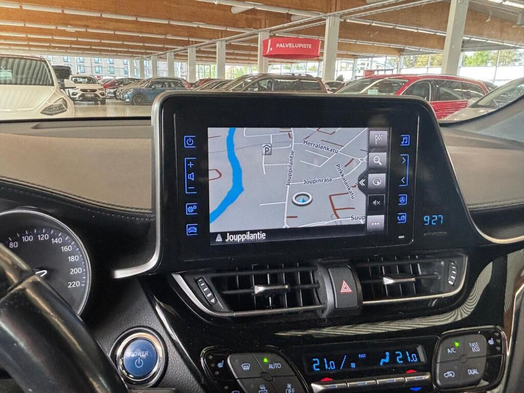 Toyota C-HR 2017 Sininen