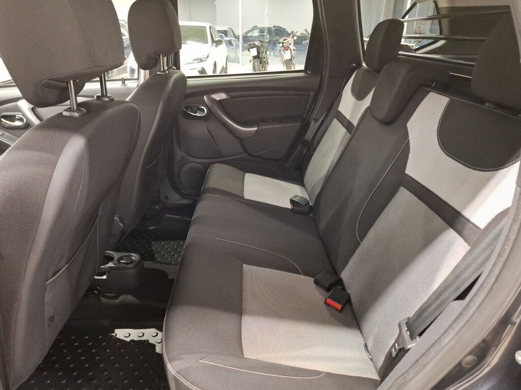 Dacia Duster 2017 Harmaa