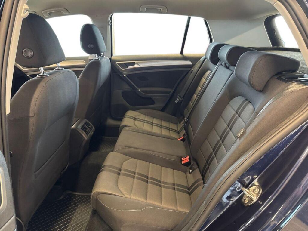 Volkswagen Golf 2017 Sininen