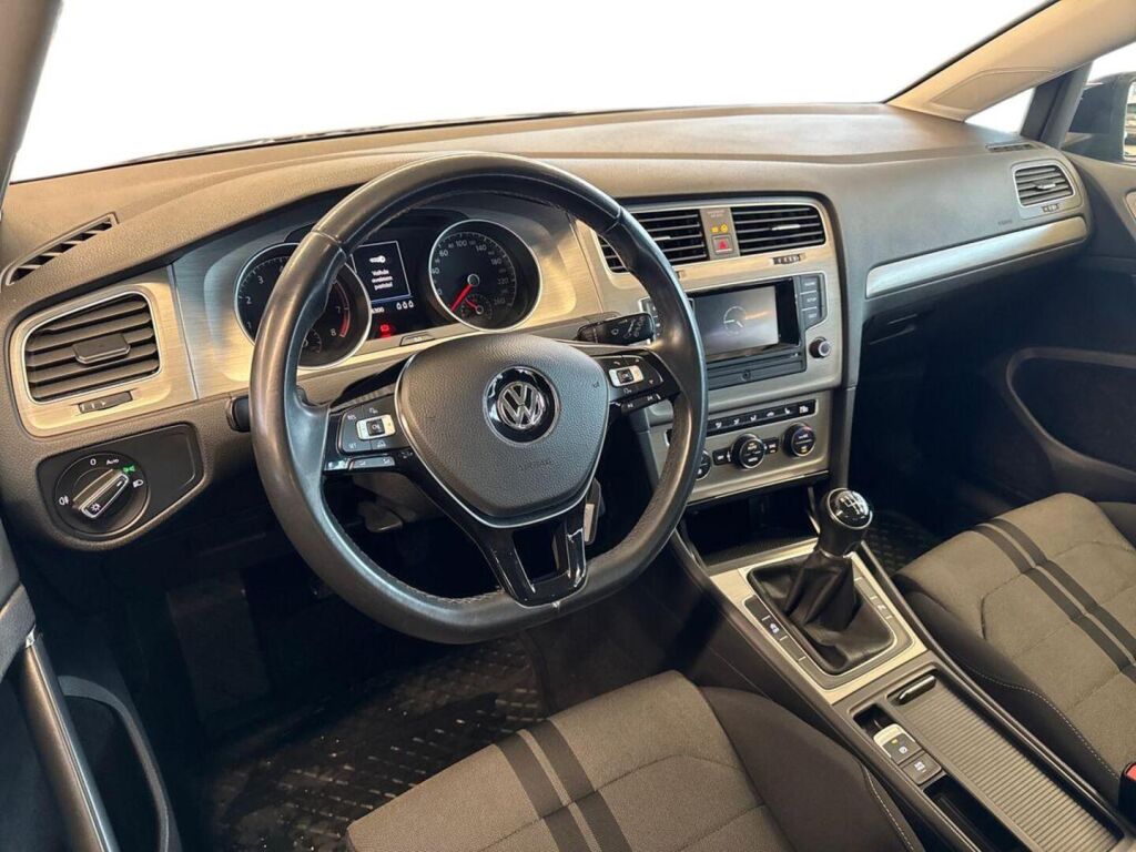 Volkswagen Golf 2017 Sininen