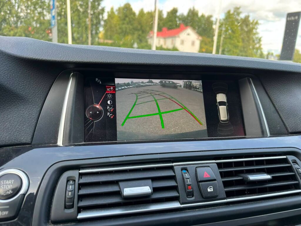 BMW 520 2016 Musta