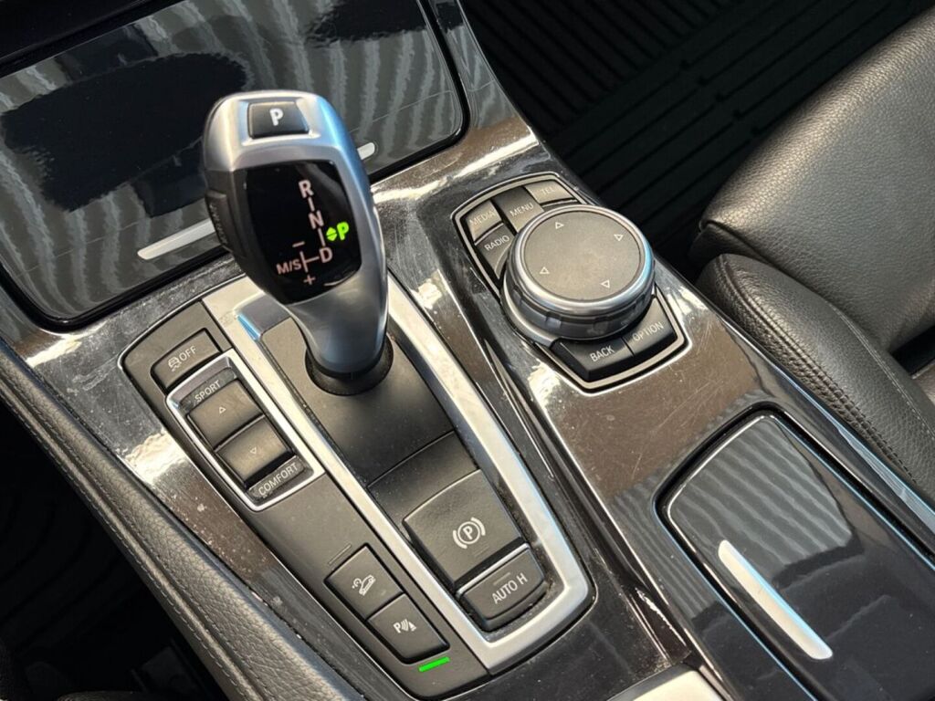 BMW 520 2016 Musta