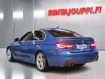 BMW 330 2017 Sininen