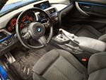 BMW 330 2017 Sininen