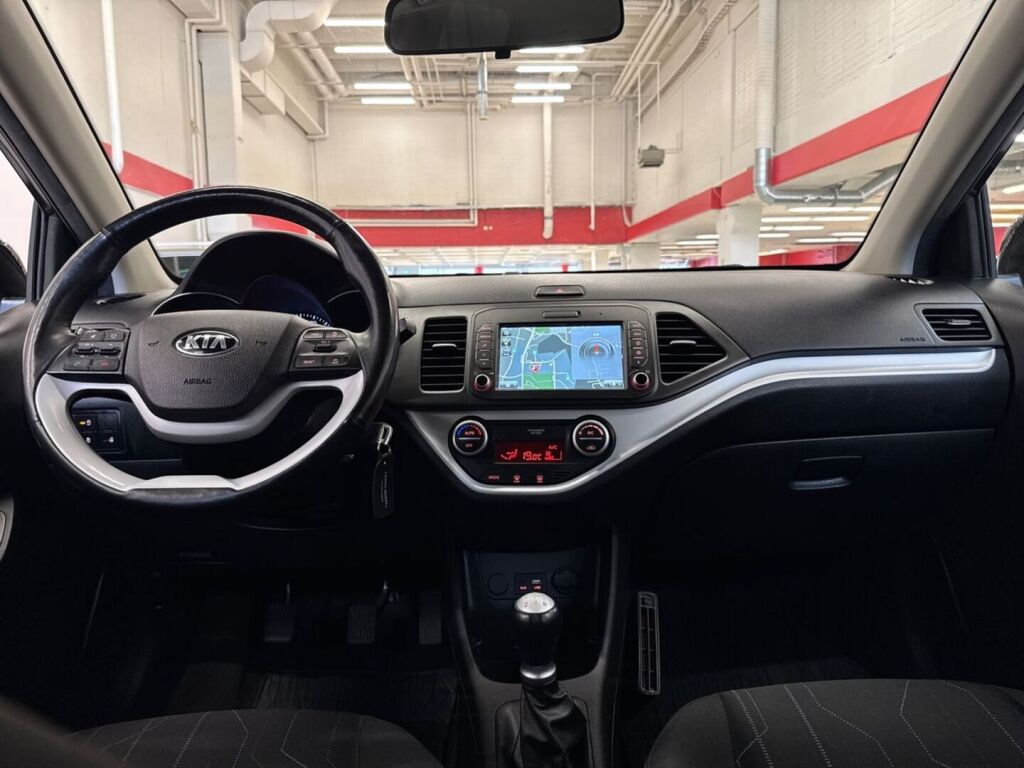 Kia Picanto 2016 Musta