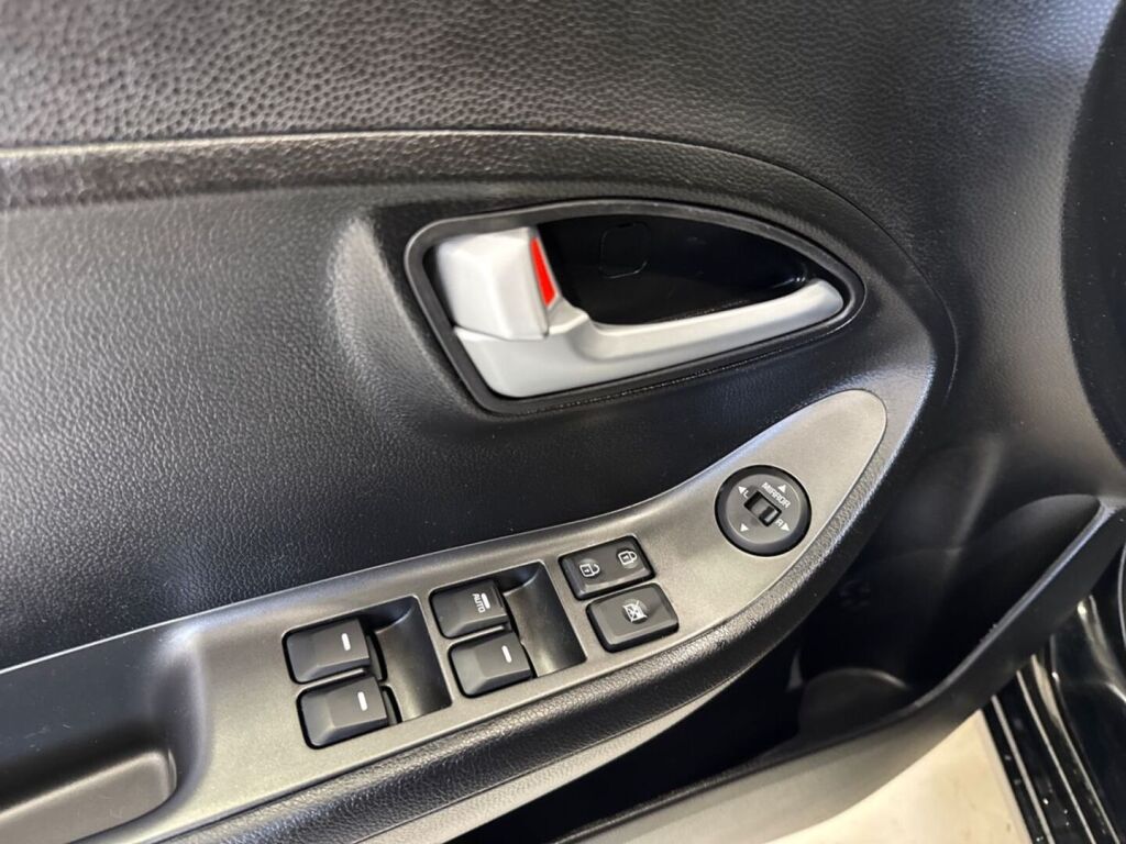 Kia Picanto 2016 Musta