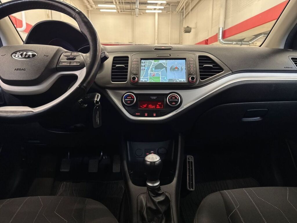 Kia Picanto 2016 Musta