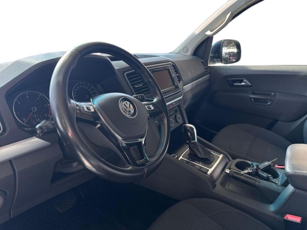 Volkswagen Amarok 2017 Musta