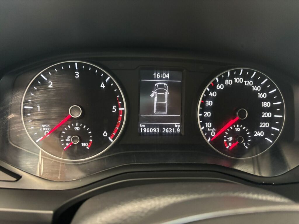 Volkswagen Amarok 2017 Musta