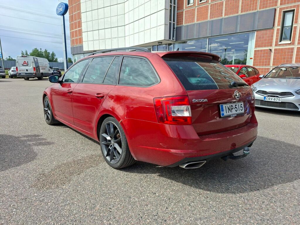 Skoda Octavia 2017 Punainen