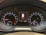 Skoda Octavia 2017 Punainen