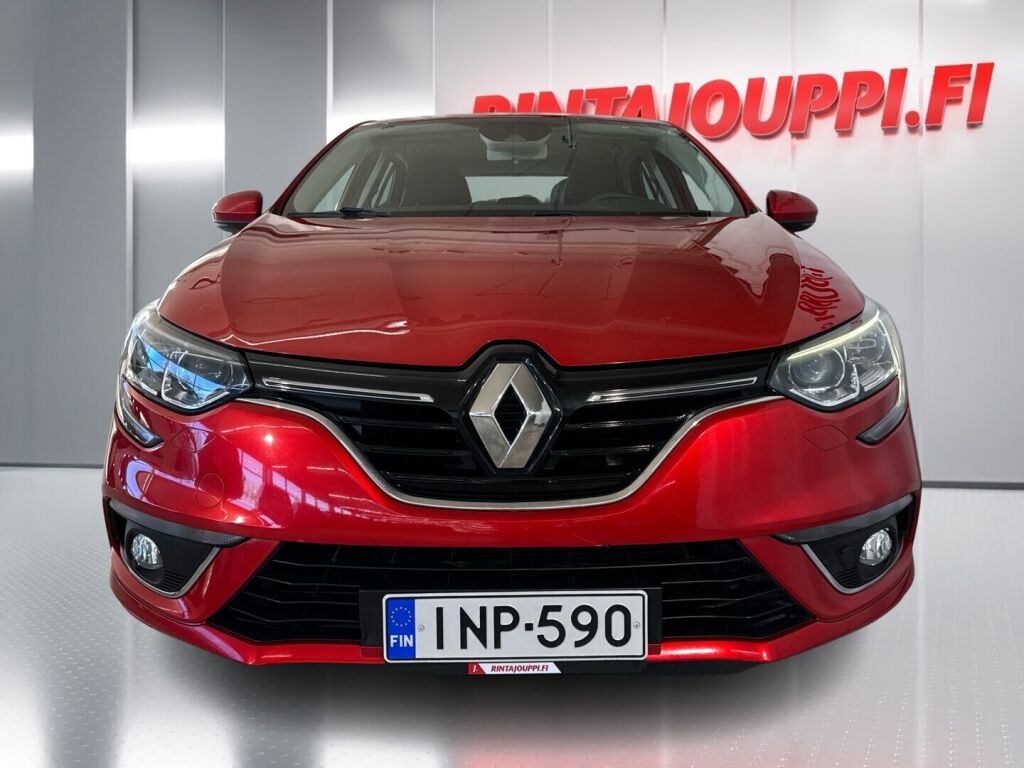 Renault Megane 2017 Punainen