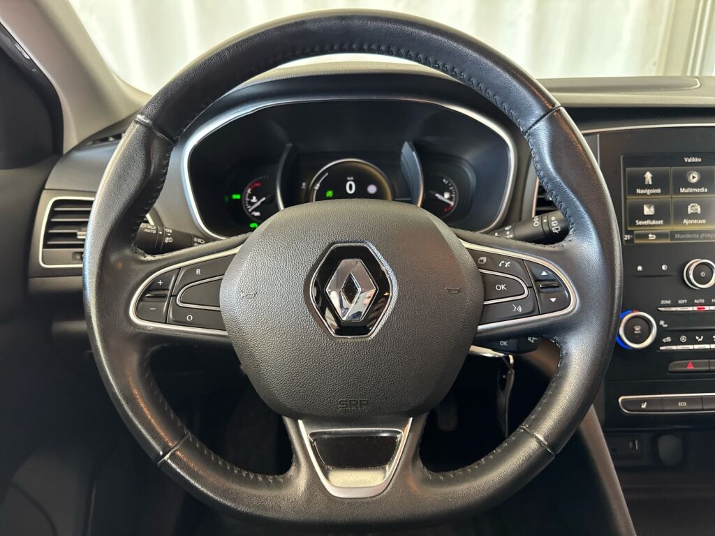 Renault Megane 2017 Punainen