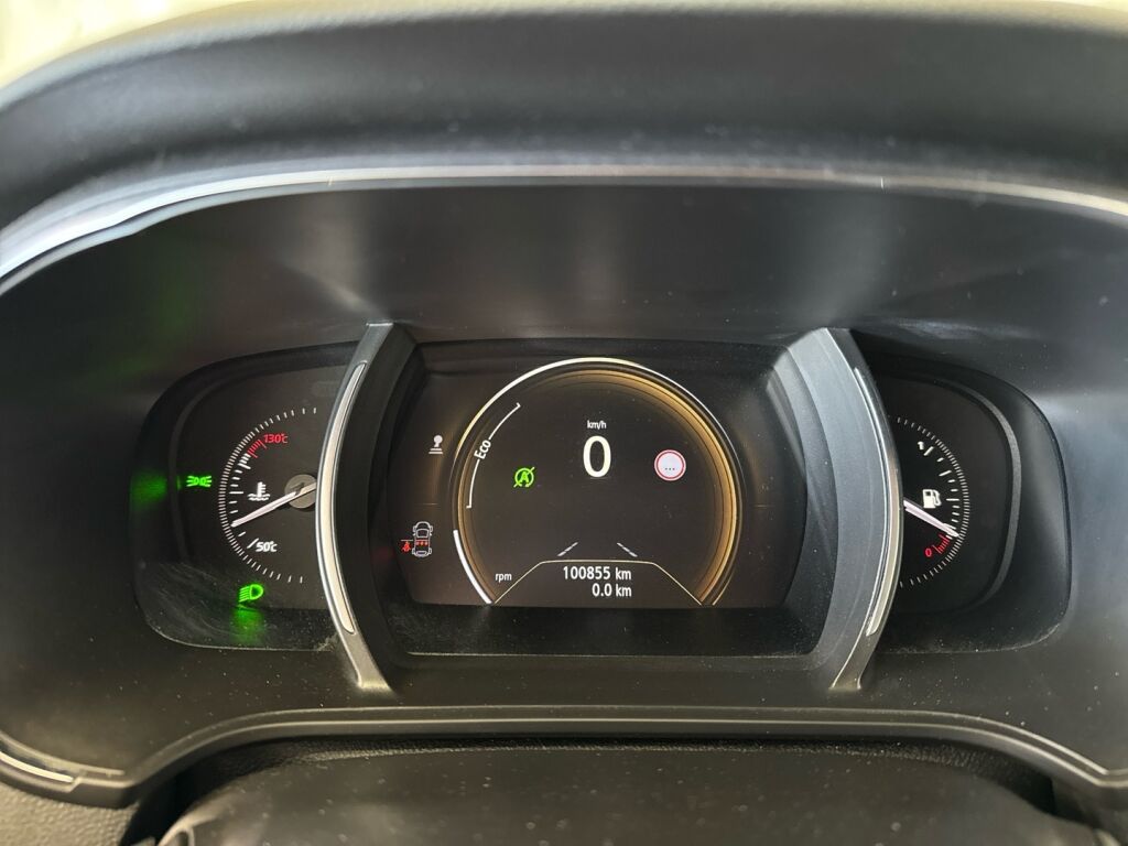 Renault Megane 2017 Punainen