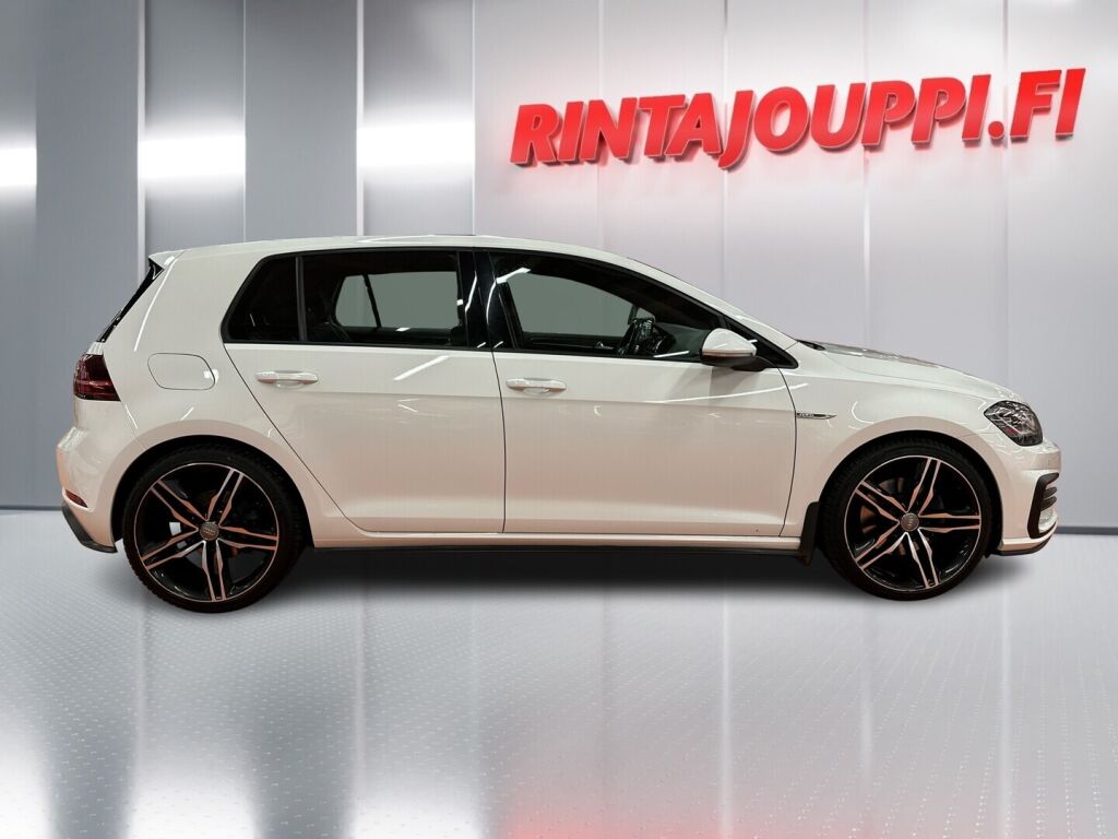 Volkswagen Golf 2017 Valkoinen
