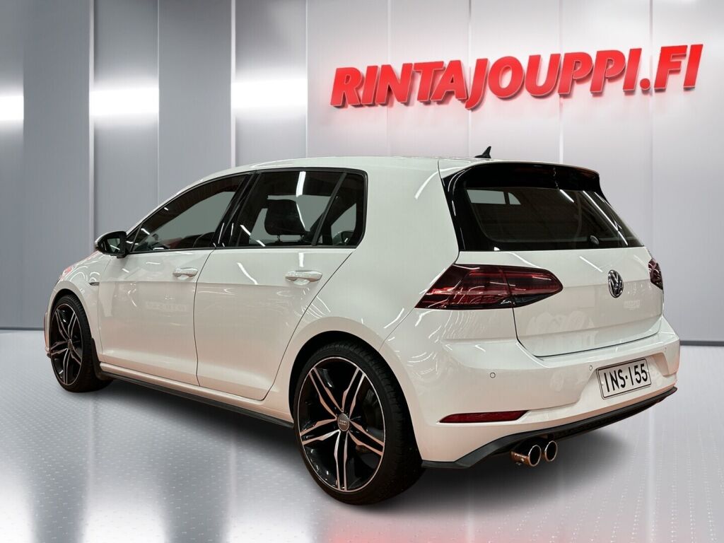 Volkswagen Golf 2017 Valkoinen