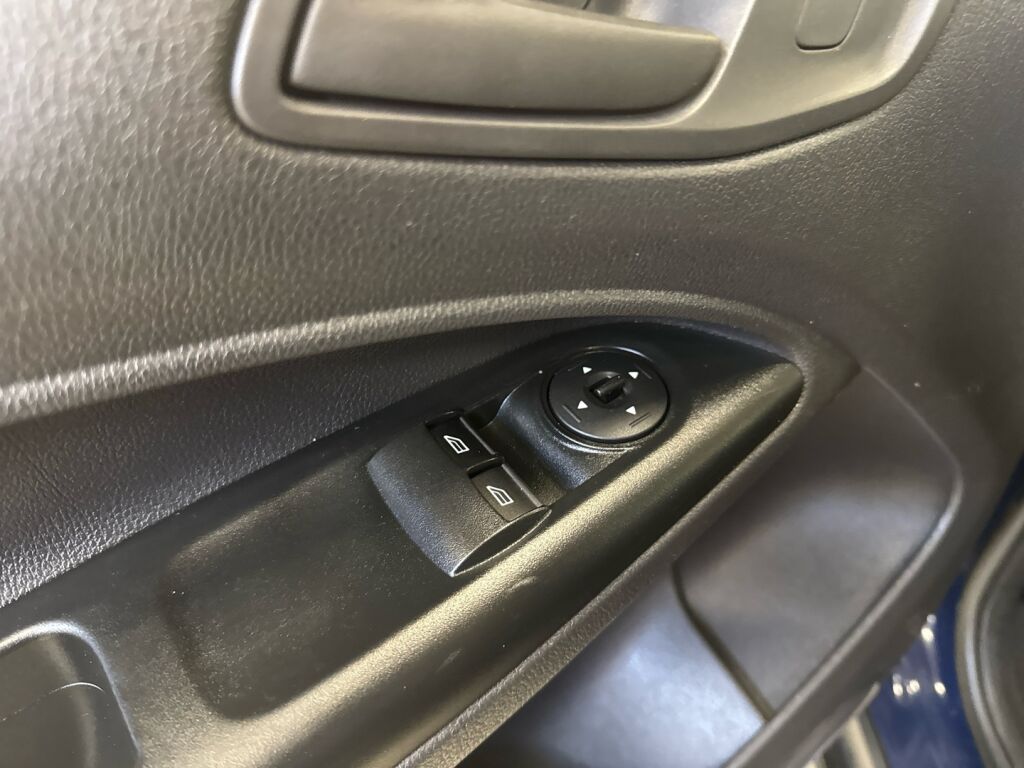 Ford Transit Connect 2017 Sininen