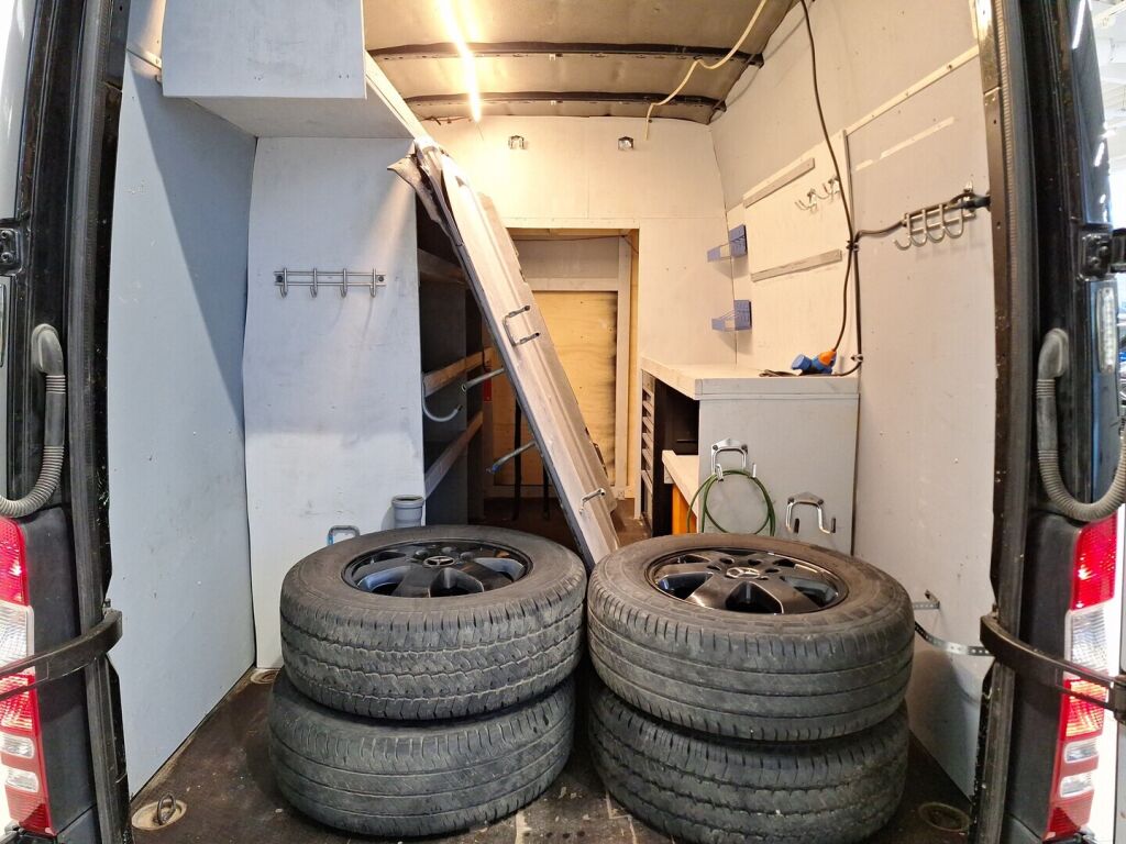 Mercedes-Benz Sprinter 2017 Musta