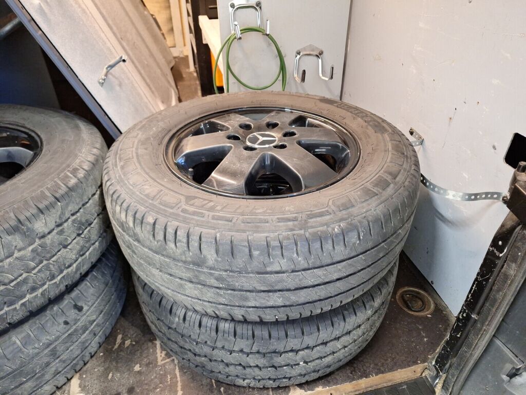 Mercedes-Benz Sprinter 2017 Musta