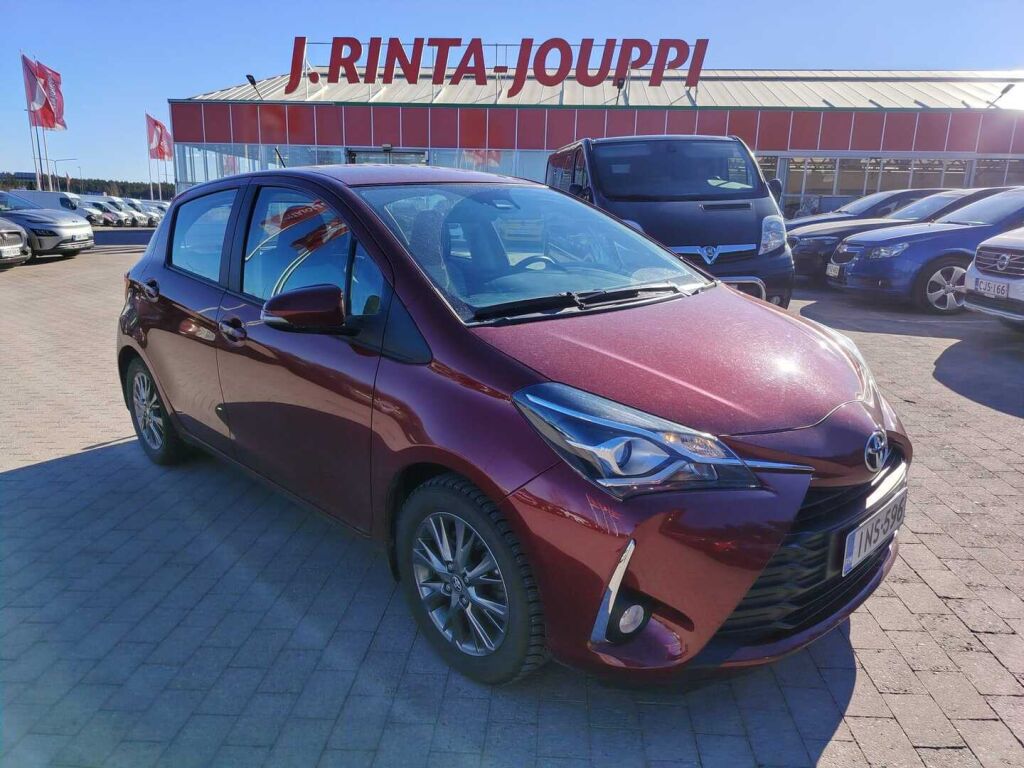 Toyota Yaris 2017 Punainen