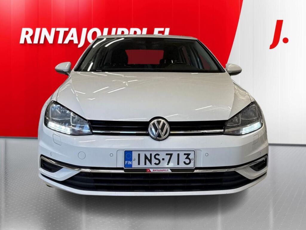 Volkswagen Golf 2017 Valkoinen