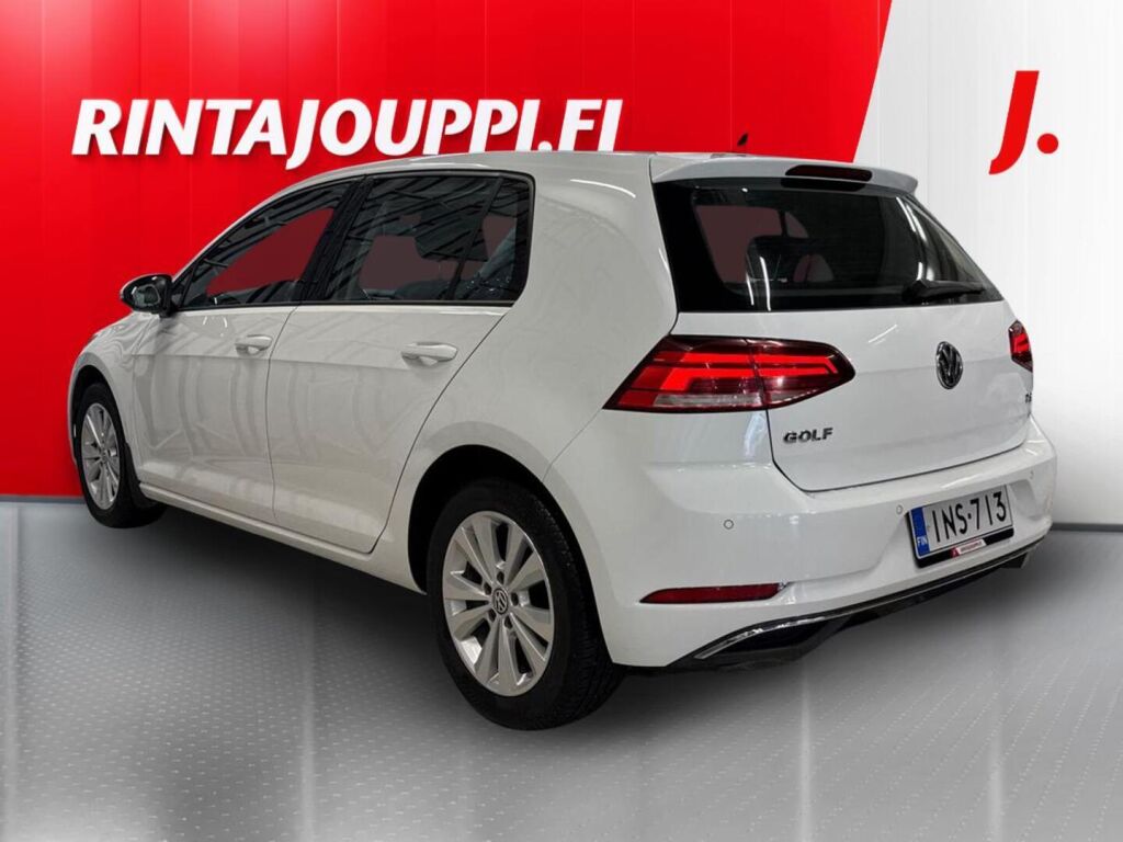 Volkswagen Golf 2017 Valkoinen