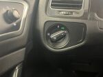 Volkswagen Golf 2017 Musta