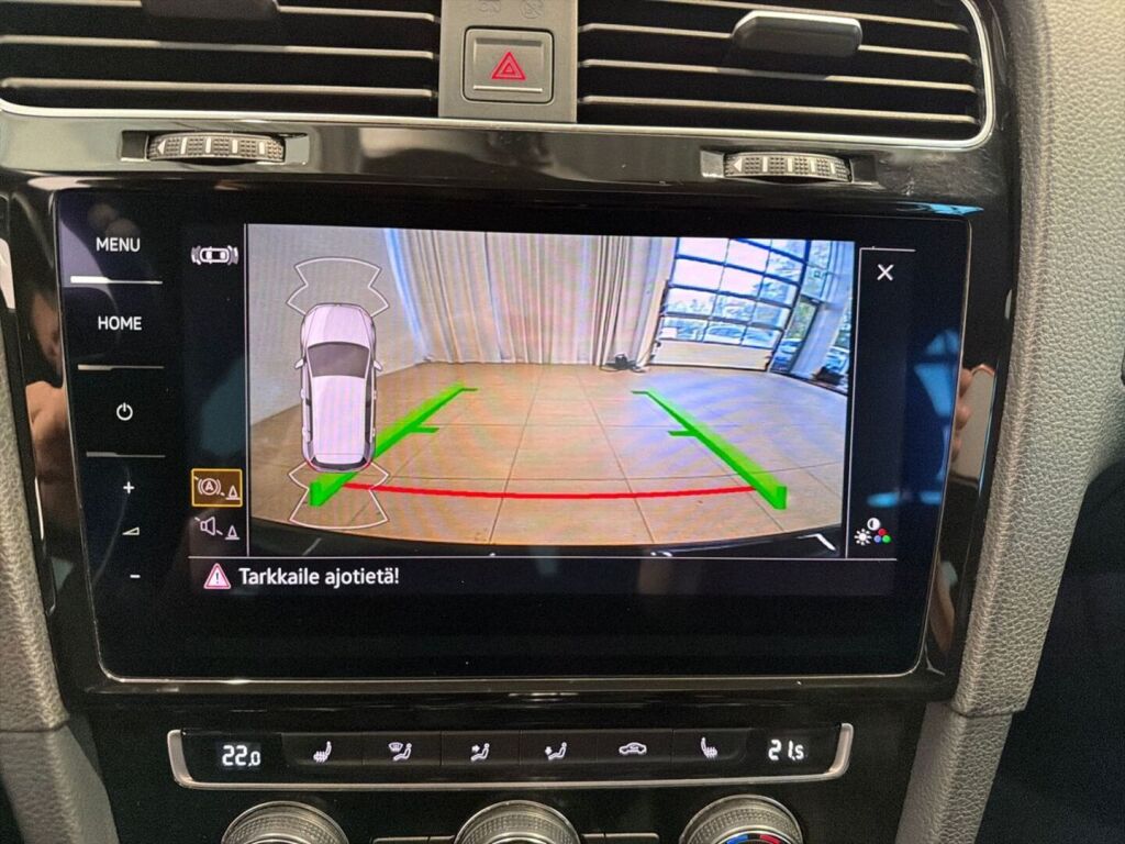 Volkswagen Golf 2018 Musta