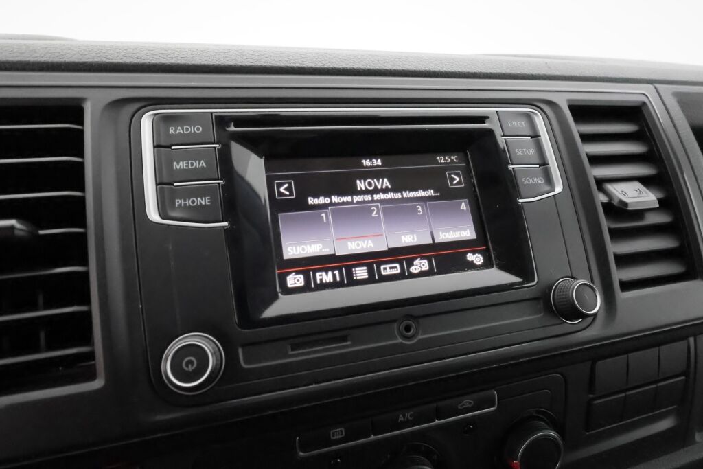 Volkswagen Transporter 2017 Harmaa