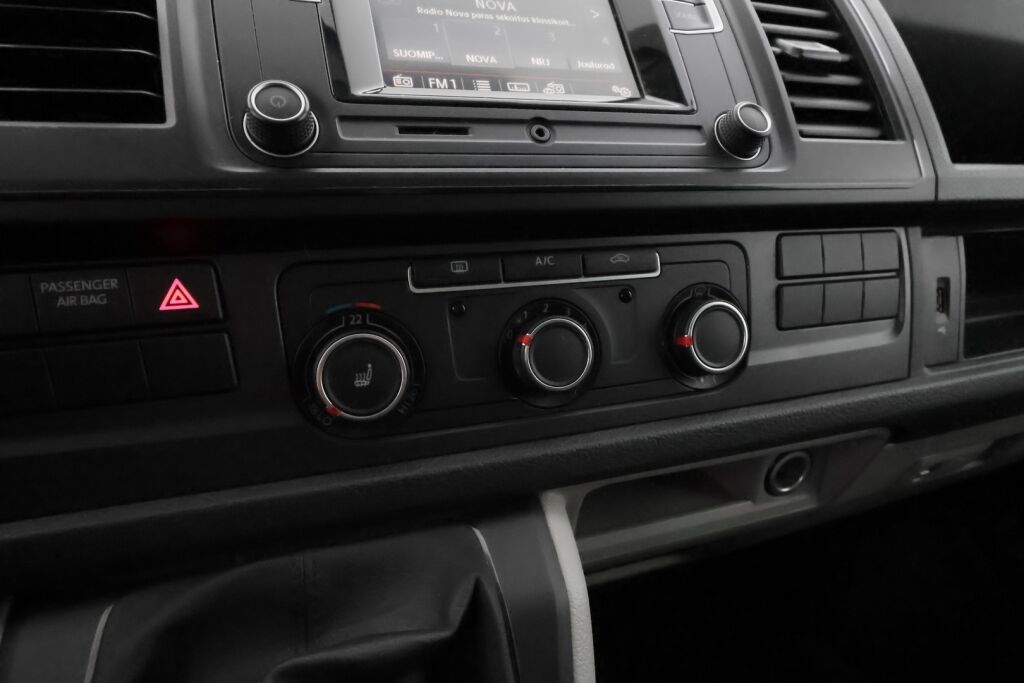 Volkswagen Transporter 2017 Harmaa