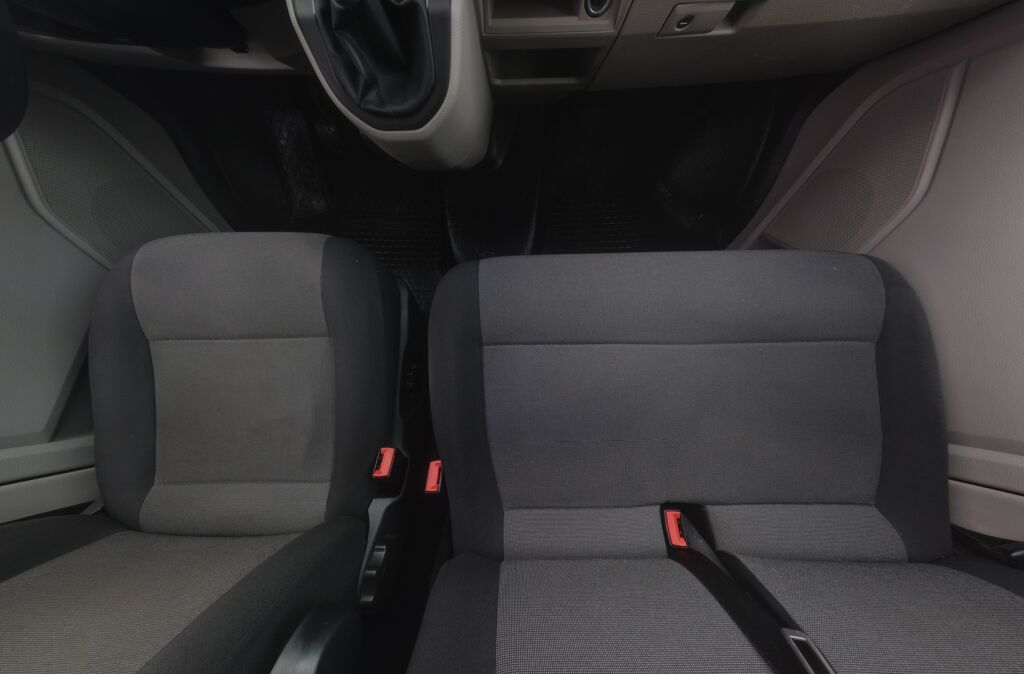 Volkswagen Transporter 2017 Harmaa