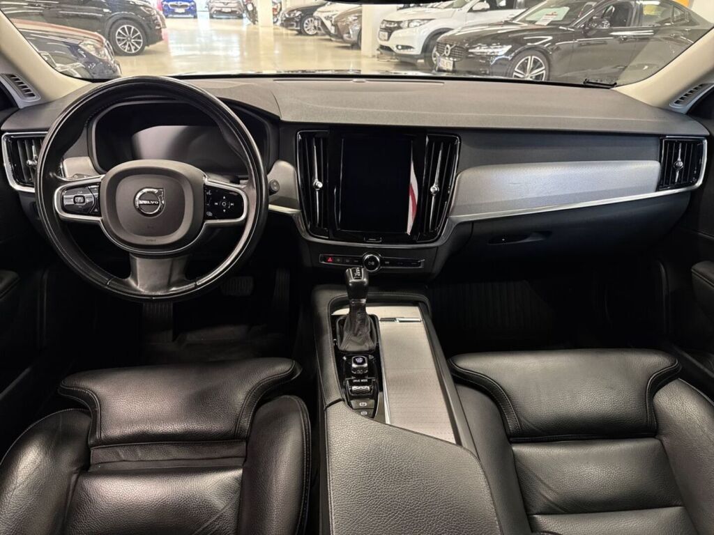 Volvo V90 Cross Country 2017 Harmaa