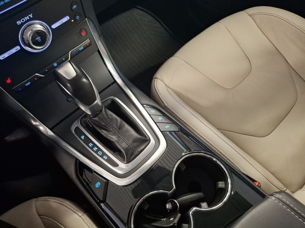 Ford S-Max 2017 Punainen