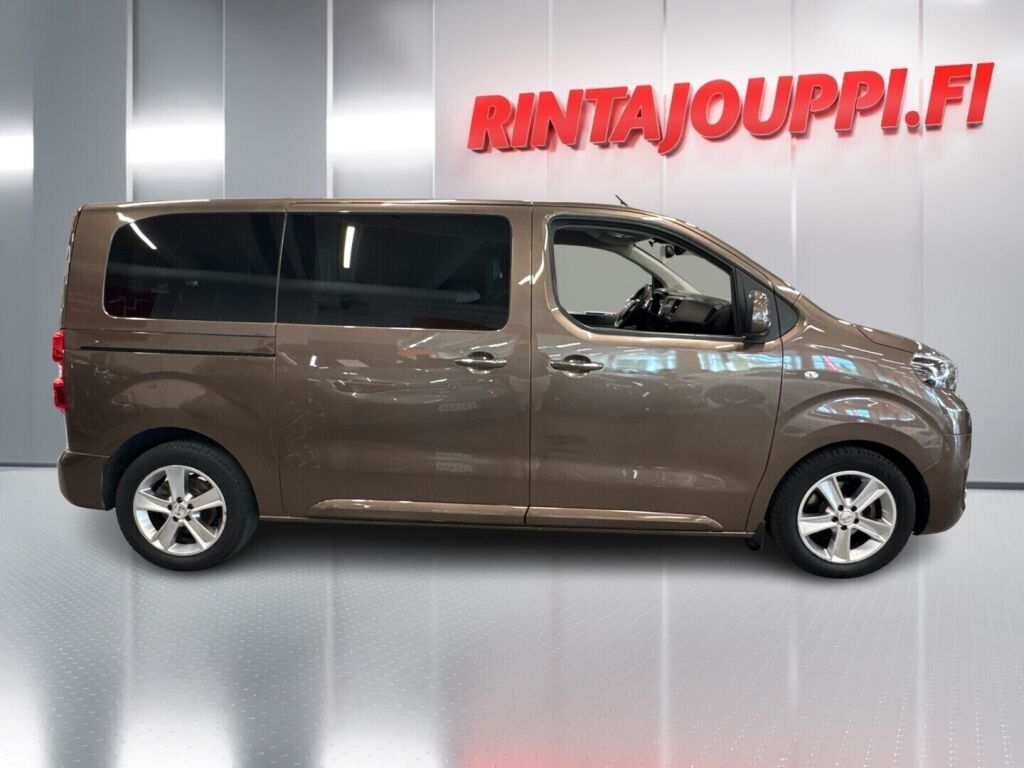 Toyota Proace Verso 2017 Ruskea (beige)